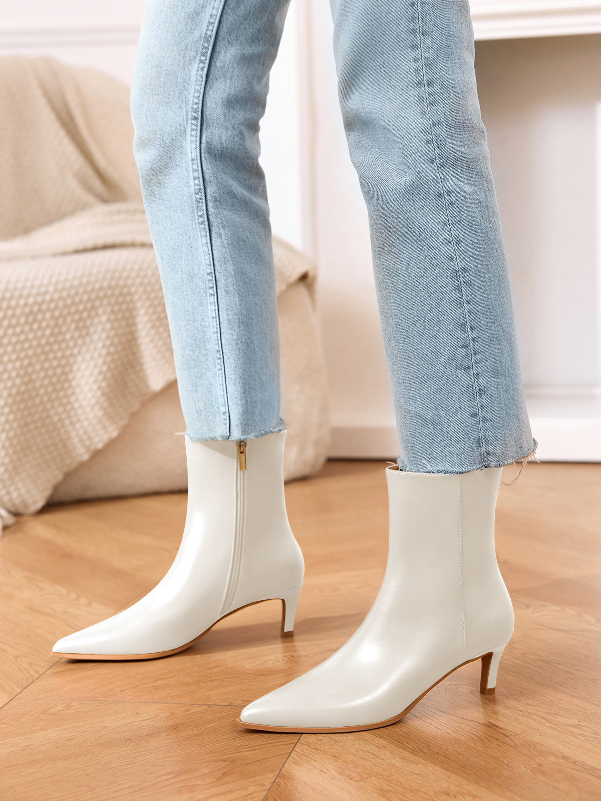 Coutgo Womens Cream White PU Pointed Toe Kitten Heel Side Zipper Fall Ankle Boots